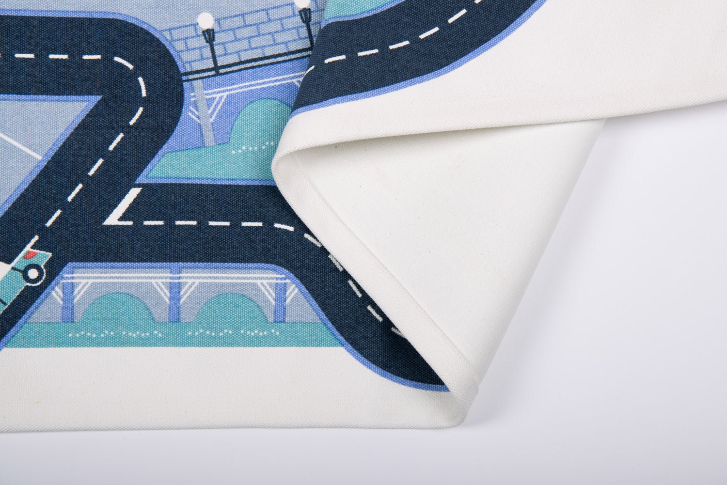 Covor pentru copii cu circuit auto "Avenue du Moulin" | Moulin Roty - Moulin Roty - EmmaSiLuna.ro