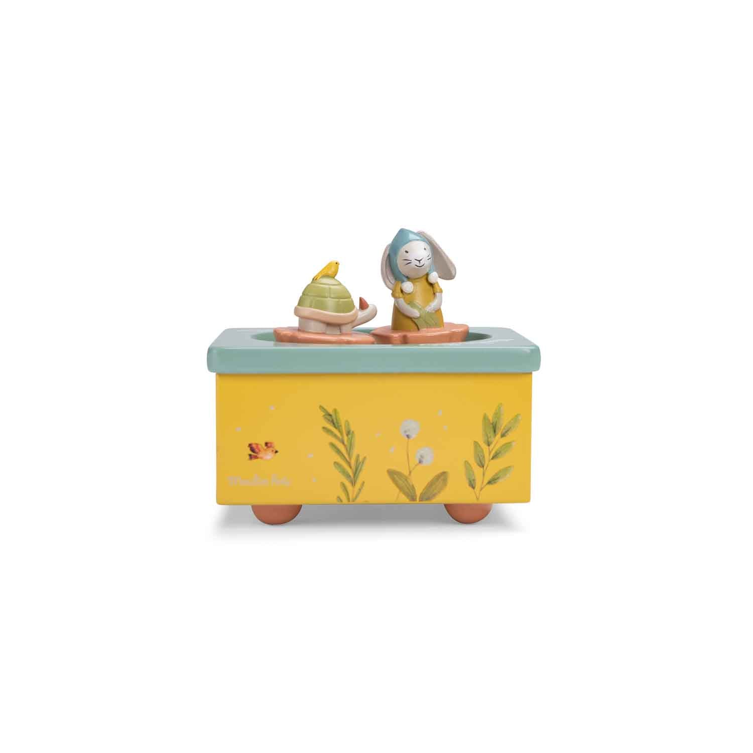 Cutie muzicală cu figurine magnetice "Trois petits lapins" | Moulin Roty - Moulin Roty - EmmaSiLuna.ro