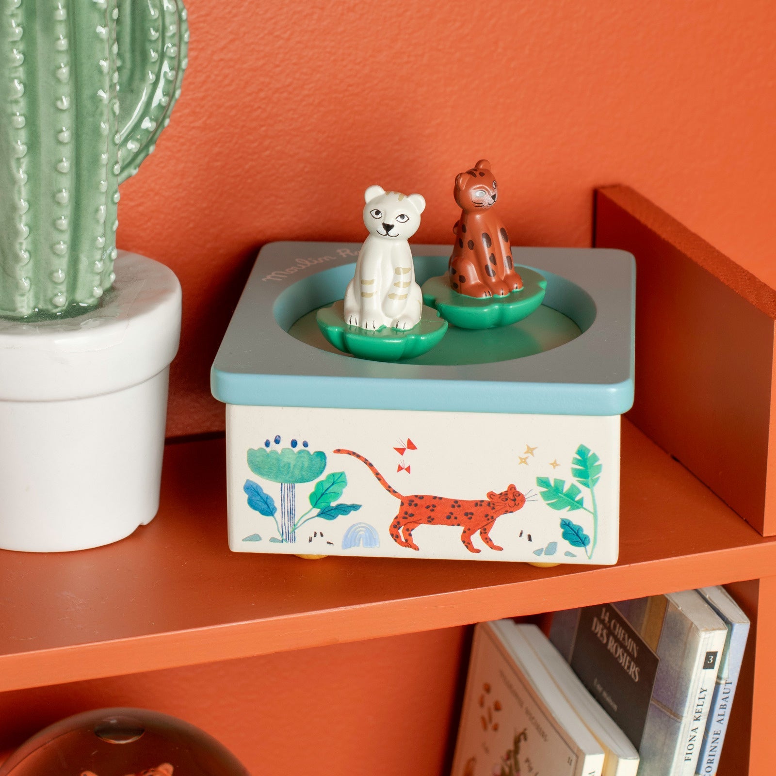 Cutiuţe şi globuri muzicale - Cutiuţă muzicală cu 2 figurine magnetice - Pădurea Mawa , 3+ ani | Moulin Roty - 2