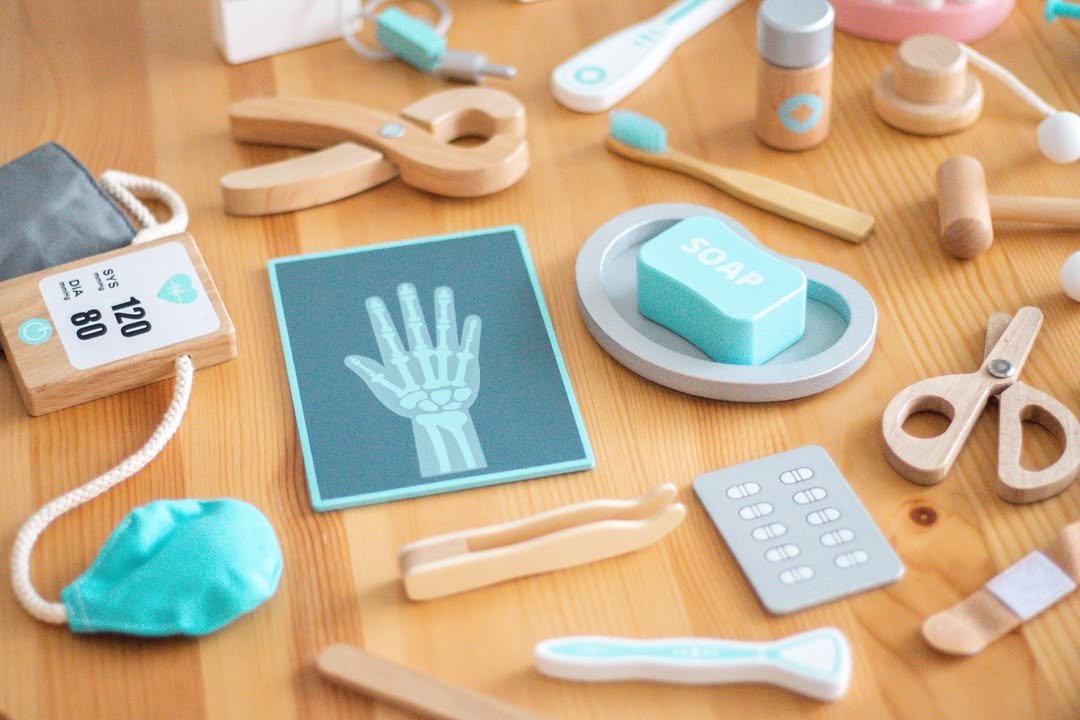 Joc educativ - Joc de rol Trusă de doctor pentru copii, turcoaz, 3+ ani | UMU Toys - 2