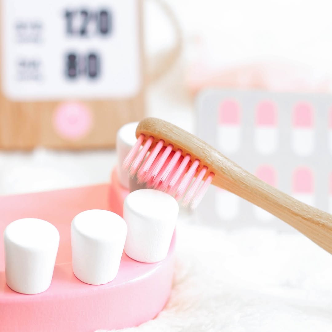 Jocuri şi jucării de rol - Joc de rol Trusă de doctor, roz, 18 piese, 3+ ani | UMU Toys - 2