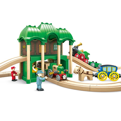 Trenuleț din lemn cu gară retro – Retro Train &amp; Station, 40 de piese, 3+ ani | Hape
