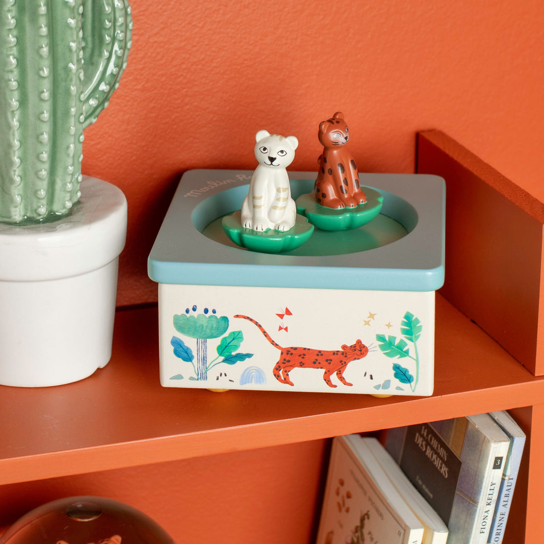 Cutiuţe şi globuri muzicale - Cutiuţă muzicală cu 2 figurine magnetice - Pădurea Mawa , 3+ ani | Moulin Roty - 2