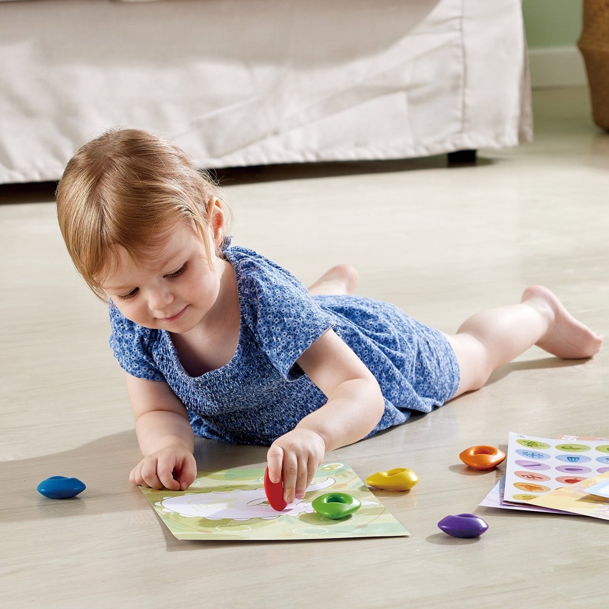 Hape - Joc creativ – Creioane cerate și activități de colorat, 18 piese, 2+ ani | Hape-8