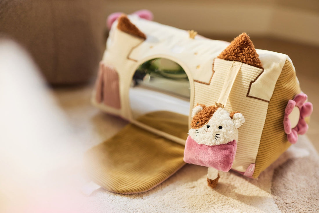 Jucării senzoriale - Jucărie senzorială triunghi cu activităţi - Flower Fairies, 0+ ani | Jollein - 4