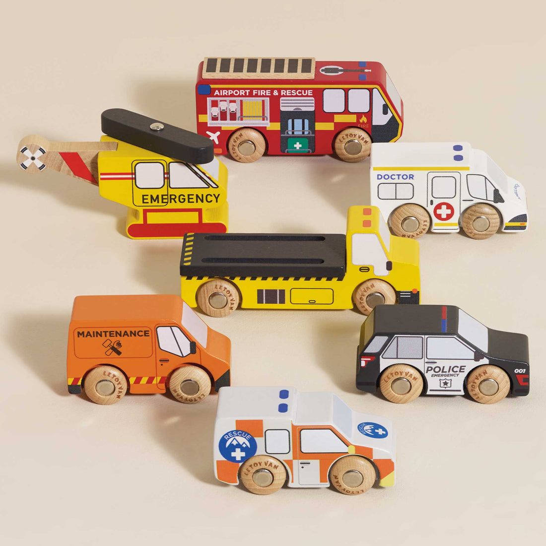 Vehicule de jucărie - Set 7 vehicule de urgenţă, din lemn, 3 ani+ | Le Toy Van - 1